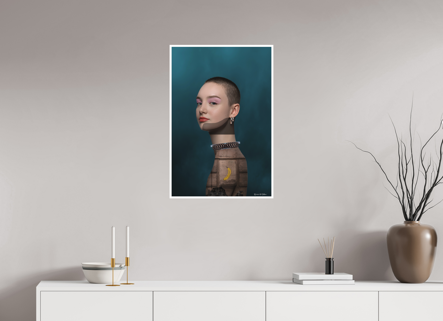 50 x 75 cm, Fine Art Print - Hahnemühle Photo Rag - 1 cm Border Miss Brutalist Berlin – Fine Art Print (City Girls Series)