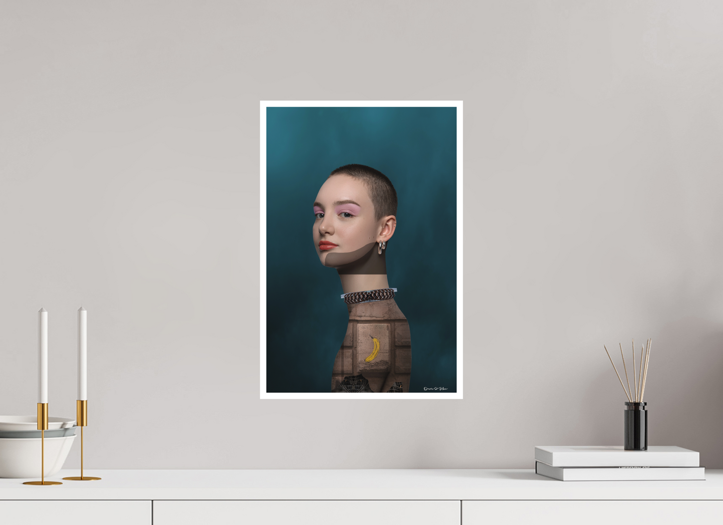 30 x 45 cm, Fine Art Print - Hahnemühle Photo Rag - 1 cm Border Miss Brutalist Berlin – Fine Art Print (City Girls Series)